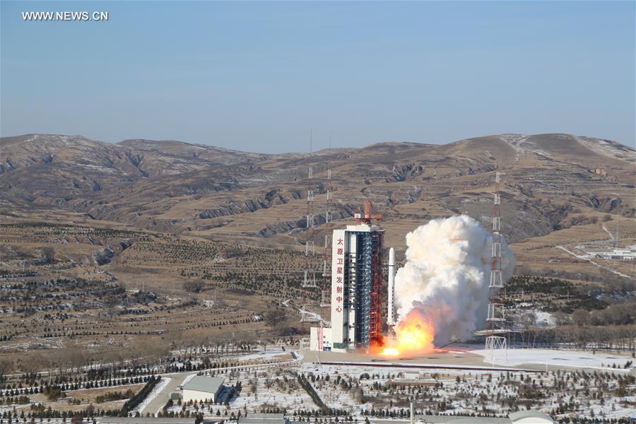 China launches high-resolution remote sensing satellites(1/2)