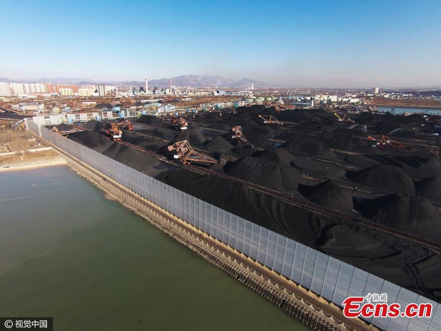 Hebei building world's largest dust-proof barrier(1/4)