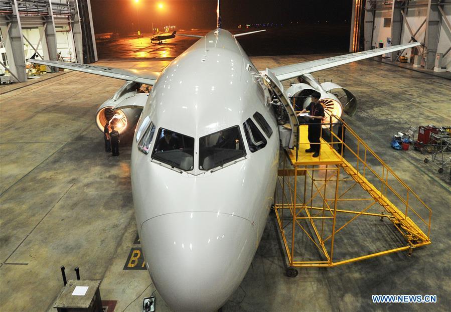 China Southern Airlines prepares for upcoming Spring Festival travel rush (1/6)