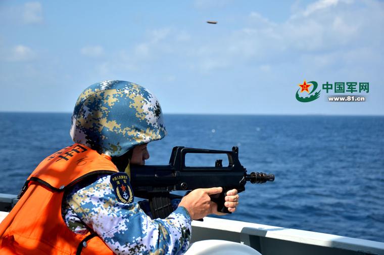 Chinese naval escort taskforce holds live-fire drill of using weapons (1/5)