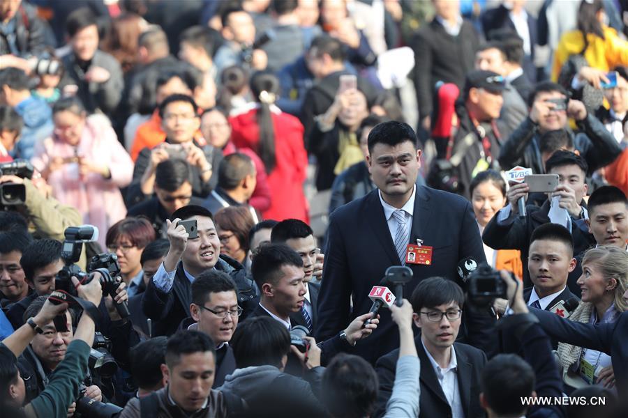 CPPCC member Yao Ming receives interview in Beijing(1/2)