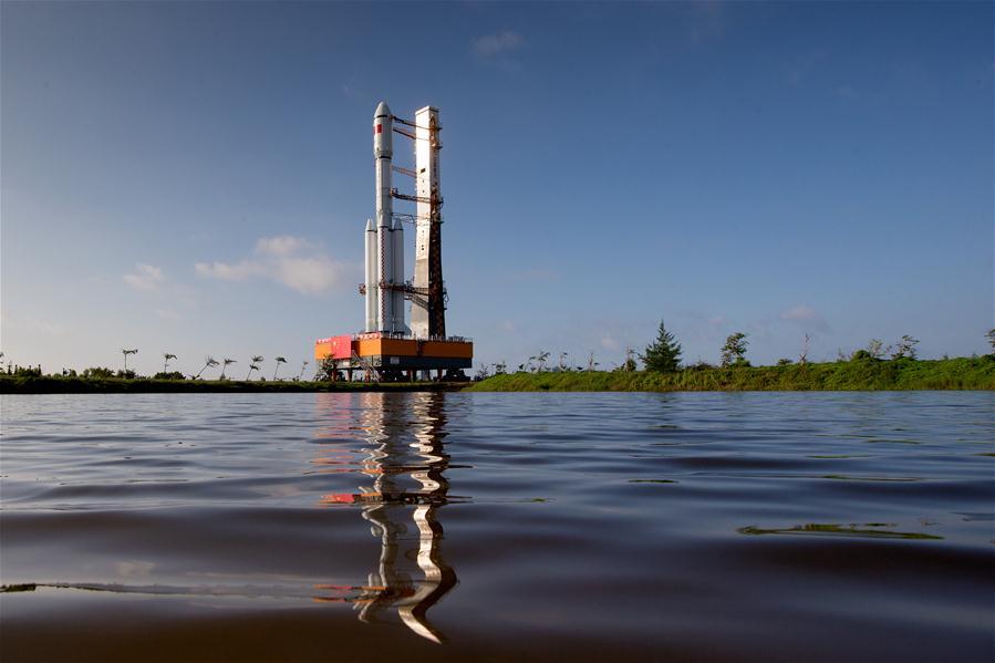 China's first cargo spacecraft Tianzhou-1 to be launched(1/5)