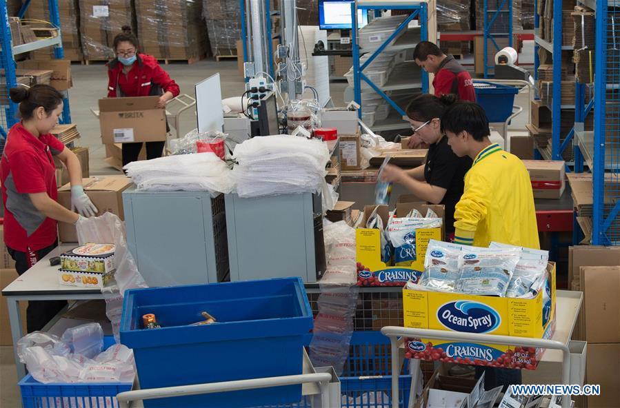 Belt and Road Initiative boosts China's e-commerce(1/4)