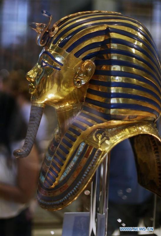 Golden mask of King Tutankhamun seen at museum in Cairo(1/7)