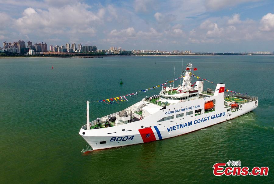 Vietnam coast guard ship makes first visit to China(1/4)