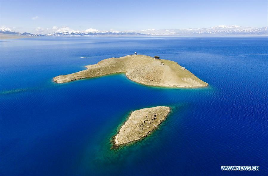 Amazing scenery of Sayram Lake in Xinjiang(1/7)
