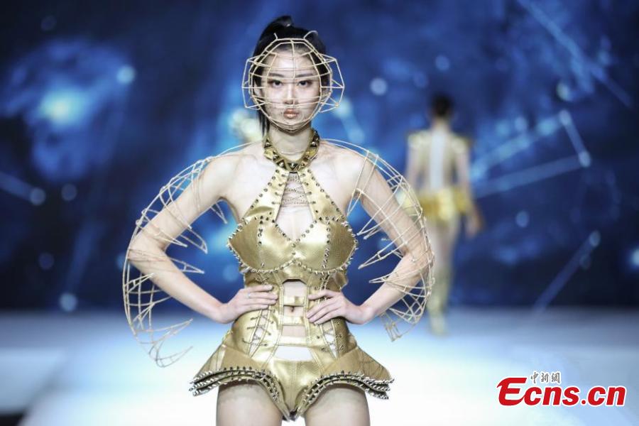 Creations presented at China Graduate Fashion Week(1/13)