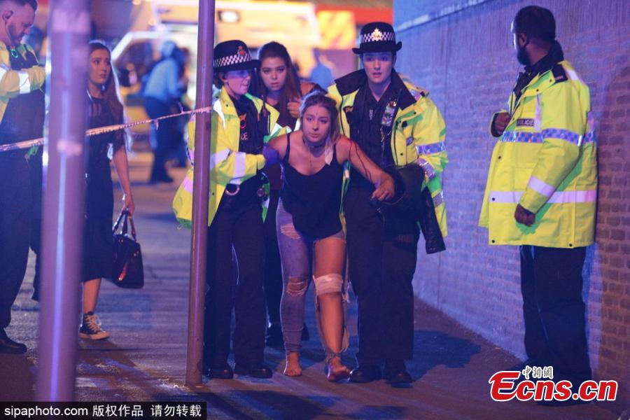 Several dead after explosion at Manchester Arena(1/8)