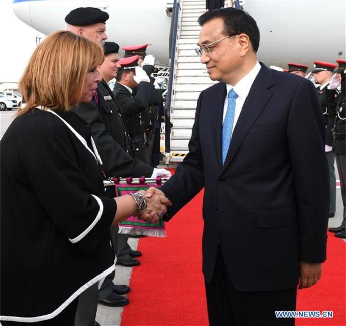 Premier Li arrives in Brussels for China-EU leaders' meeting(1/2)