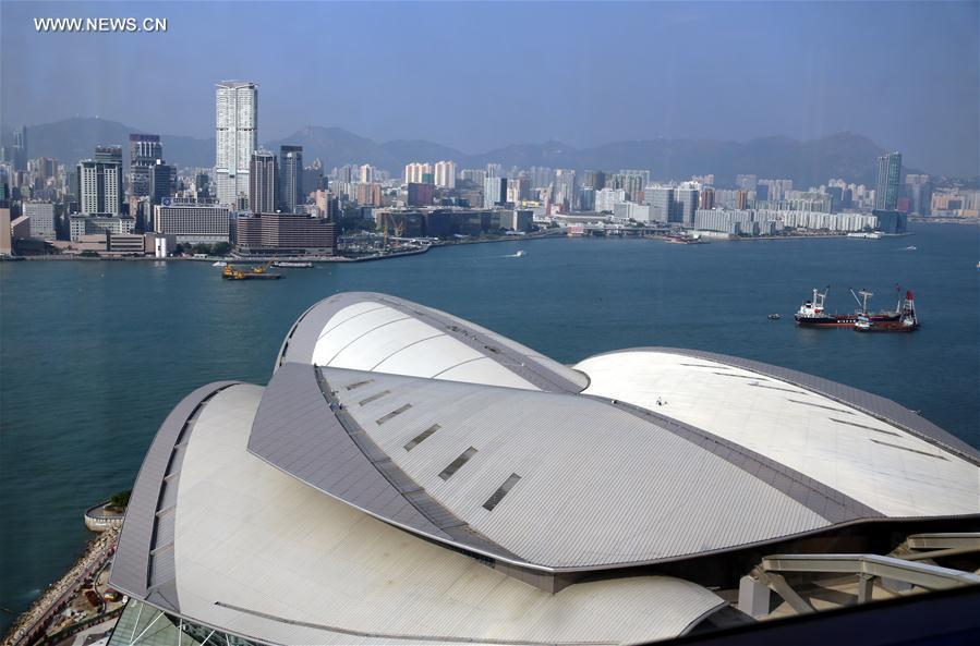 Convention and exhibition economy developed as core industry in Hong Kong(1/10)