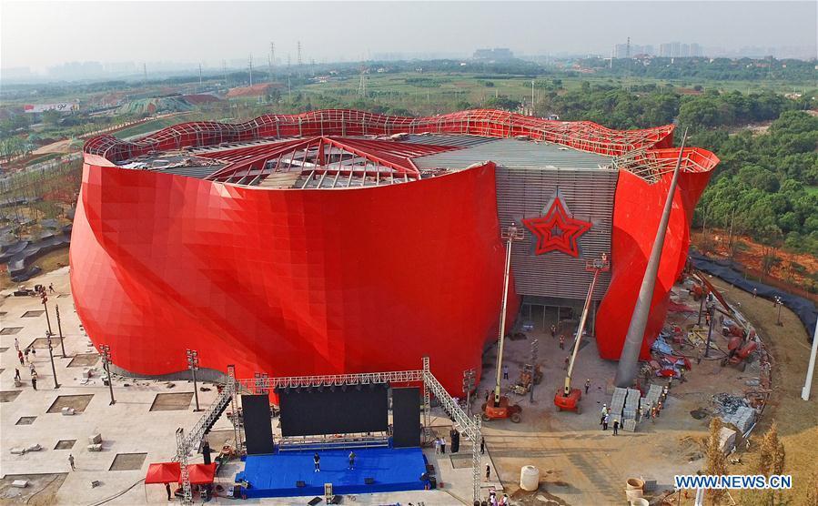 Military equipment exhibition center to be opened(1/6)