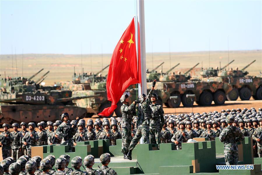 Military parade held to mark PLA 90th birthday(1/10)