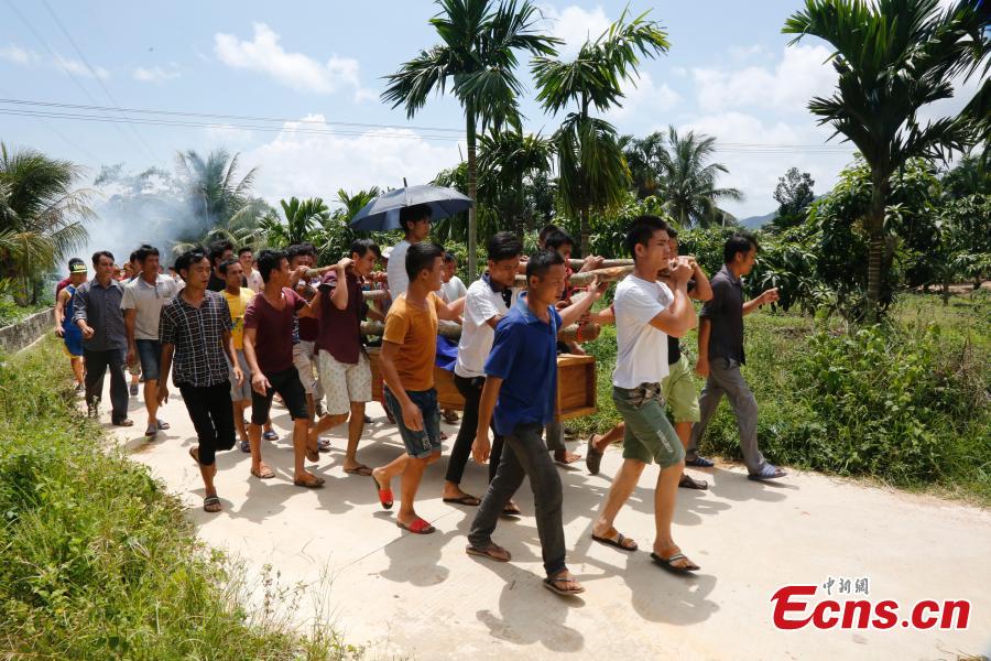 'Comfort woman', 90, dies in southern village(1/4)