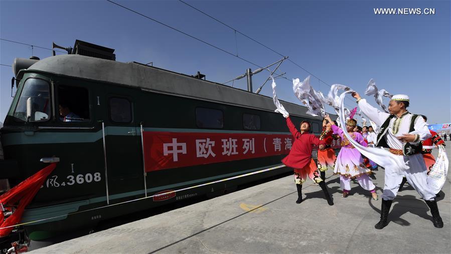Cargo train links China's Qinghai with Russia (1/2)