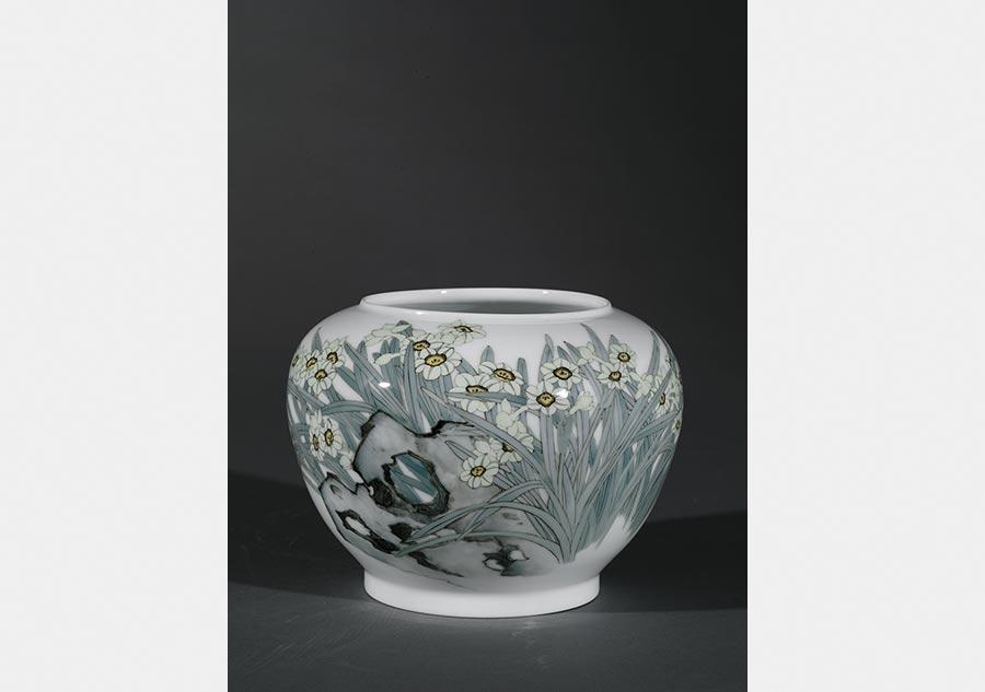 Exhibition marks revival of porcelain art(1/4)
