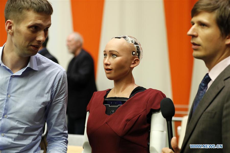 Humanoid robot attends meeting at UN headquarters(1/8)