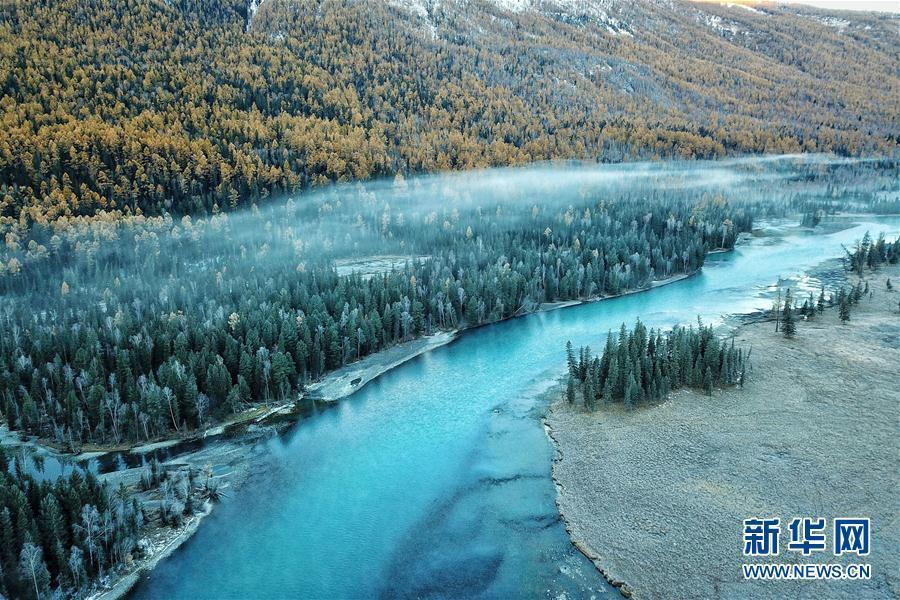 Photos taken on Oct.13 and 14, 2017 show the beautiful autumn scenery in the Kanas scenic area, Xinjiang Uygur Autonomous Region. Kanas boasts a beautiful natural landscape of lakes, rivers, glaciers, forests, and grasslands. (Photo/Xinhua)