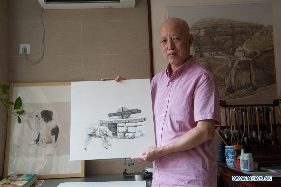 Pyrographer Hao Youyou displays his works in Shijiazhuang, north China's Hebei Province, July 24, 2017. The 64-year-old Hao Youyou has worked on pyrography, a kind of art of decorating wood by burning designs into its surface with the tip of a heated tool, for 41 years. In 2016, Hao was honored with the title of national industrial arts maestro. (Xinhua/Pu Dongfeng)
<br\><br\>As socialism with Chinese characteristics has entered a new era, people have better aspirations for their lives. An increasing number of Chinese elderly people adopt a positive attitude towards their later life. Although they are in the sunset of life, their lives can still be glorious.