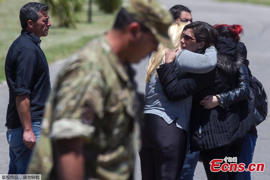 'Explosion' heard near missing Argentine submarine's last known location(1/5)