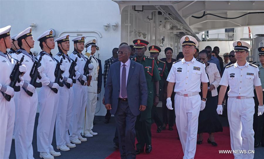Naval hospital ship Peace Ark concludes humanitarian mission in Tanzania(1/4)