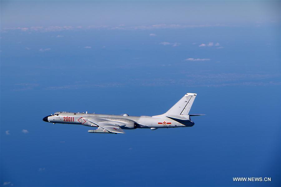 Chinese air force planes fly through Tsushima Strait for first time(1/2)