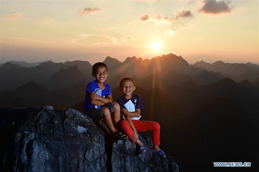 Poverty alleviation work in Guangxi(1/17)