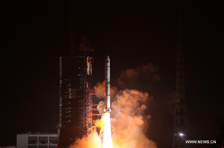 China launches remote sensing satellites(1/2)