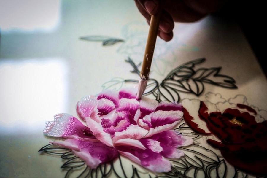 Glass paintings create 3D effect(1/7)