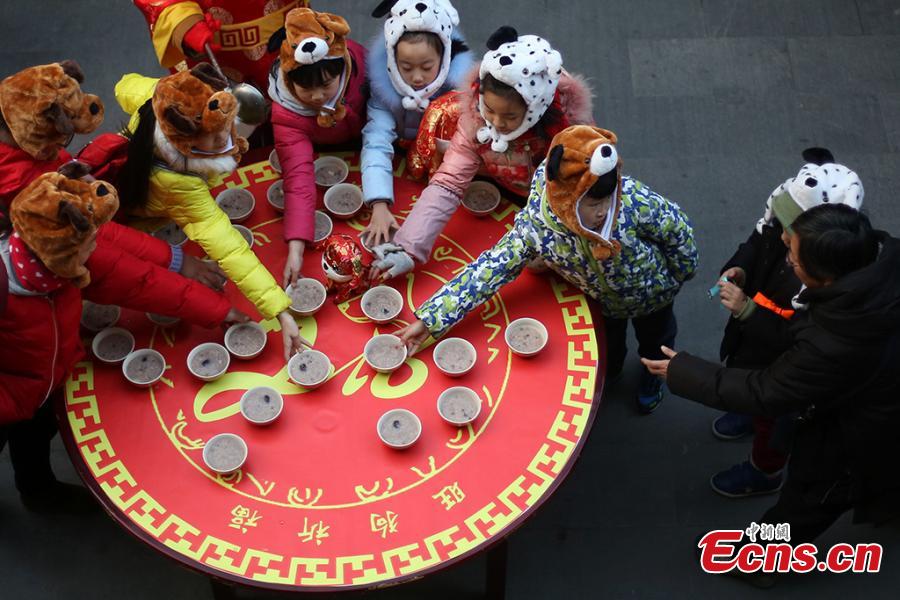 Food fest for the Spring Festival(1/12)