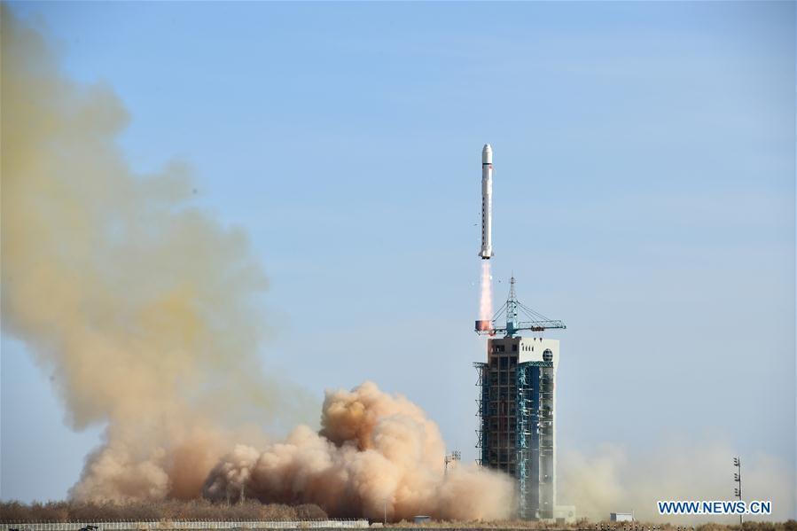 China launches electromagnetic satellite to study earthquake precursors (1/9)