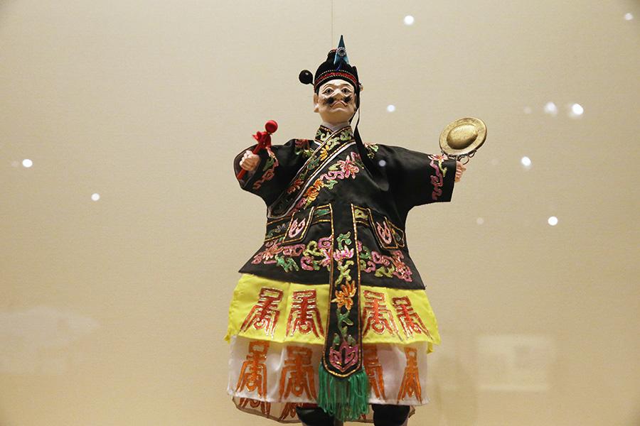 Exhibition of puppets showcases ancient tradition(1/11)