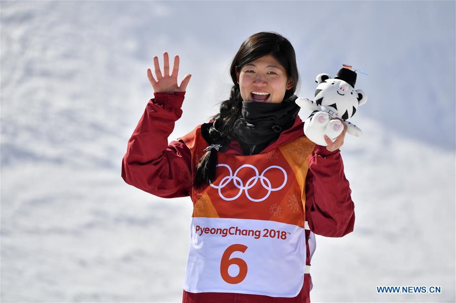 Liu Jiayu wins halfpipe silver, China's first medal at PyeongChang Olympics(1/9)