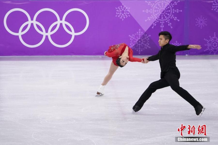 China wins silver medal in figure skating pairs(1/3)