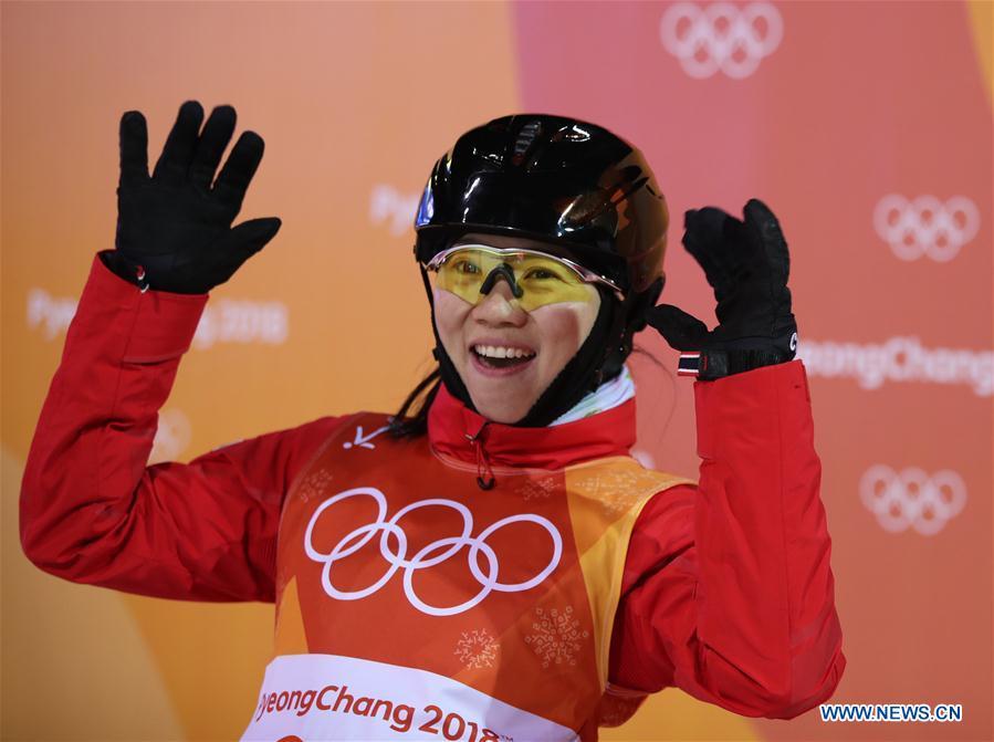 Zhang Xin claims China's third silver at PyeongChang Olympics(1/7)