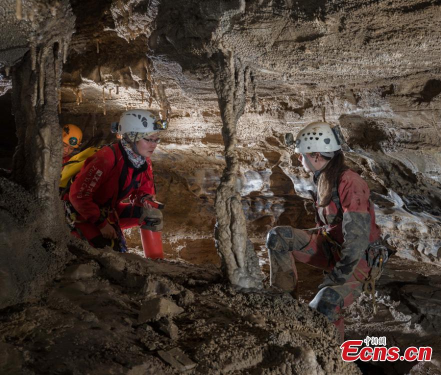 Shuanghe Cave in SW China's Guizhou named longest cave in Asia(1/7)