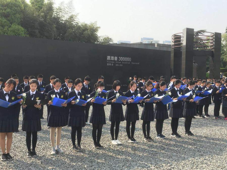 Nanjing massacre victims remembered for Tomb Sweeping Day(1/5)