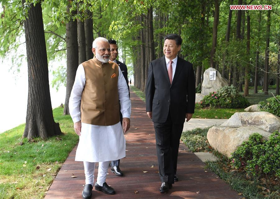 Xi-Modi informal meeting underscores mutual trust, cooperation(1/5)