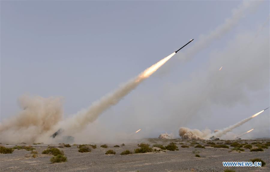 The Chinese Army holds an exercise in Korla of northwest China\'s Xinjiang Uygur Autonomous Region May 23, 2018. (Xinhua/Zhang Yongjin)