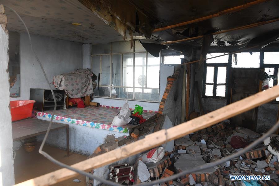 Photo taken on May 28, 2018 shows a damaged house at quake-hit Yamutu Village of Songyuan City, northeast China\'s Jilin Province. An earthquake with a magnitude of 5.7 rocked Ningjiang District, Songyuan City of Jilin Province in early Monday morning. (Xinhua/Zhang Nan)