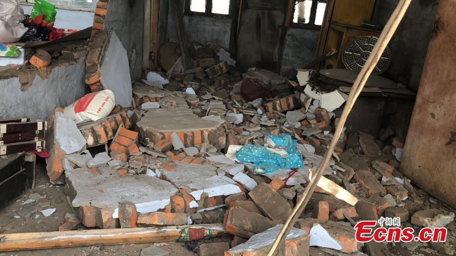 A house collapses following a magnitude of 5.7 earthquake in Songyuan City, Northeast China’s Jilin Province, May 28, 2018. (Photo: China News Service/Lyu Shengnan)