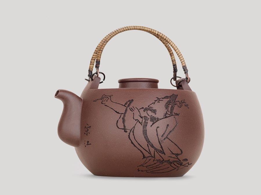 Artist Huang Yongyu is known for his great vigor and versatility. He paints, writes, designs, creates prints and draws comics. And at 94, he has fallen into a new habit of art creation: carving figures on earthen zisha teapots.

The production of zisha teapots using special clay is a long-standing craft unique to Yixing, Jiangsu province.

Over the past year, Huang has been creating the art on earthenwares in his studio in Yixing. He has engraved on each of 108 teapots a main figure from the classic Chinese novel, Shui Hu Zhuan (Outlaws of the Marsh), and had these teapots fired in Yixing. (Photo provided to China Daily)