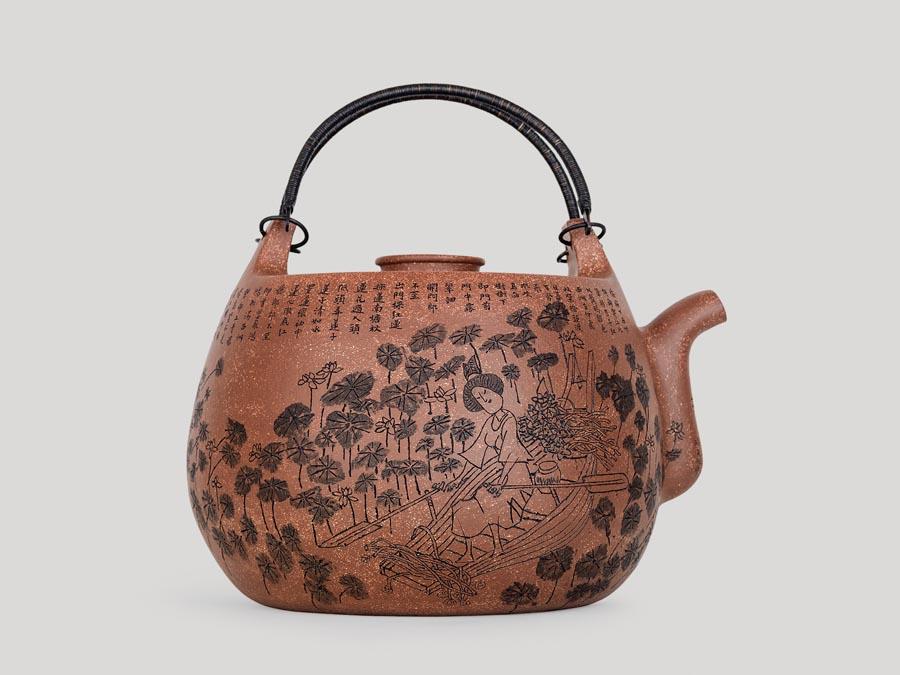 Artist Huang Yongyu is known for his great vigor and versatility. He paints, writes, designs, creates prints and draws comics. And at 94, he has fallen into a new habit of art creation: carving figures on earthen zisha teapots. (Photo provided to China Daily)