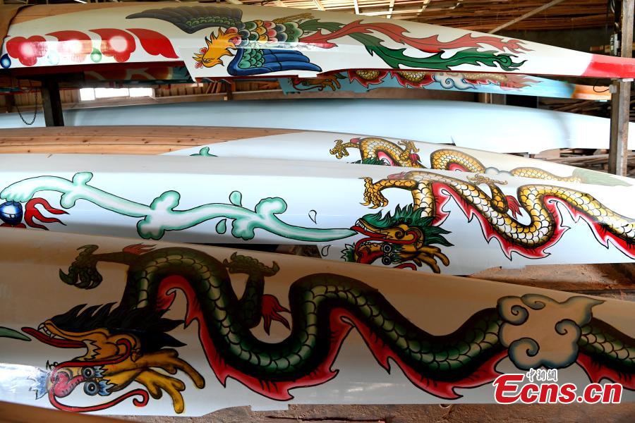 A close-up view of patterns on a dragon boat in Fangzhuang Village, Minhou County, East China’s Fujian Province, May 30, 2018. The village has a 700-year history of dragon-boat making. As fewer young people work to inherit the skills of the traditional craft, the village is now home to just four factories still using ancient simple tools to make the handmade boats. The Dragon Boat Festival is celebrated on the fifth day of the fifth month of the Chinese lunar calendar and falls on June 18 this year. (Photo: China News Service/Wang Dongming)