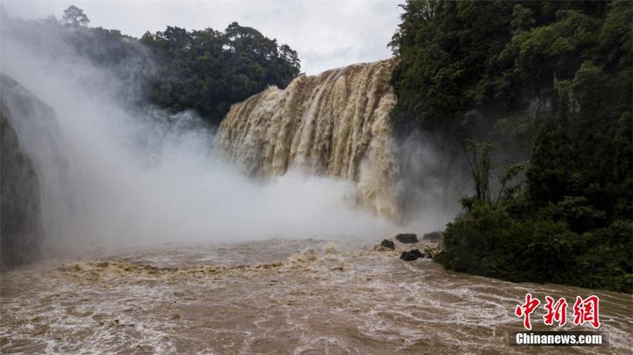 Huangguoshu Waterfall in Anshun city, Southwest China\'s Guizhou Province, June 4, 2018.  (Photo/China News Service)