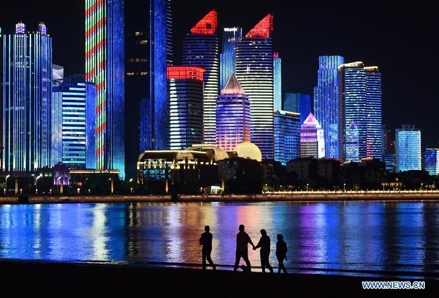Photo taken on May 3, 2018 shows the night view of Fushan Bay in Qingdao, east China\'s Shandong Province. The 18th Shanghai Cooperation Organization (SCO) Summit is scheduled for June 9 to 10 in Qingdao. (Xinhua/Li Ziheng)