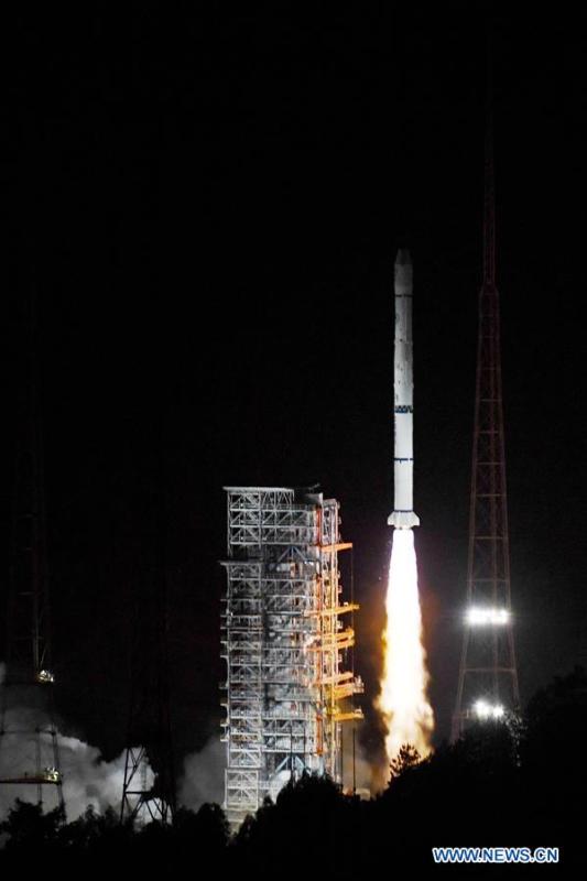 The Fengyun-2H meteorological satellite, carried by a Long March-3A rocket, is launched from the Xichang Satellite Launch Center in southwest China\'s Sichuan Province, June 5, 2018. (Xinhua/Liu Kun)