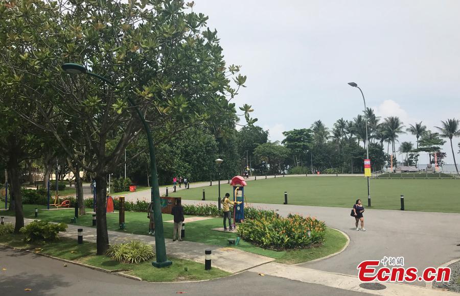 A view of scenery near the Capella Resort on Sentosa Island, Singapore, June 10, 2018. (Photo: China News Service/Meng Xiangjun)