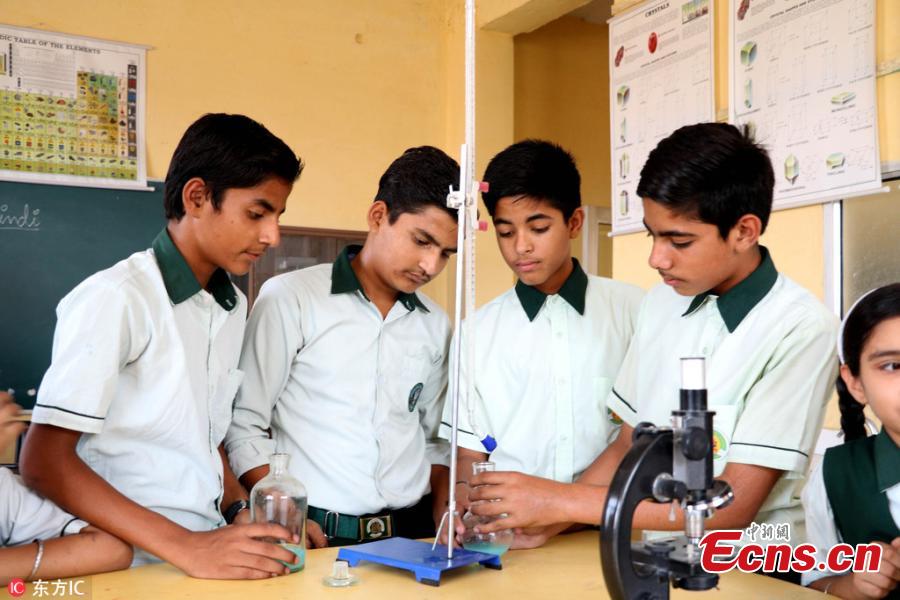 The Green Land Public School in Pathankot in Punjab, India, is unique as it has 17 pairs of twins aged between three and 15. They are nearly all identical and look so same that even teachers are confused to identify who is who,” said Dr. Jyoti Thakur, the principal of the school. (Photo/IC)