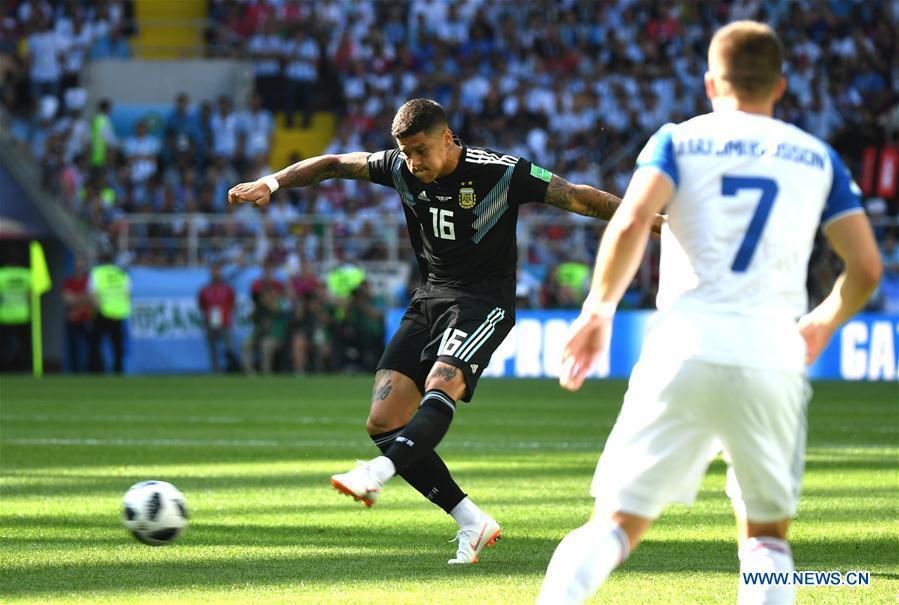 Marcos Rojo of Argentina shoots during a group D match between Argentina and Iceland at the 2018 FIFA World Cup in Moscow, Russia, June 16, 2018. (Xinhua/Du Yu)