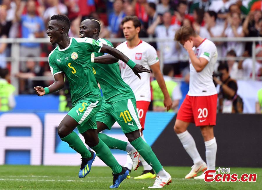 A match between Senegal and Poland in Group H of the World Cup in Spartak Stadium, Moscow, Russia, June 19, 2018. Senegal recorded the first African win at the 2018 World Cup when they beat Poland 2-1 on Tuesday thanks to a deflected Thiago Cionek own goal and a terrible error by Polish \'keeper Wojciech Szczesny. (Photo: China News Service/Mao Jianjun)